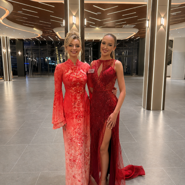 Miss World Karolina Bielawska i Miss Poland Maja Todd