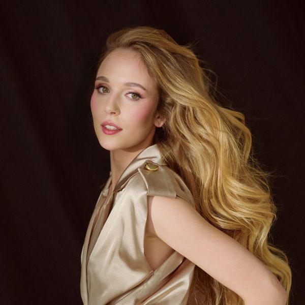 Miss Poland World Maja Todd